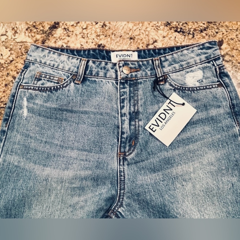 NWT Evidnt Malibu Girlfriend Distressed Jeans - Picture 10 of 16